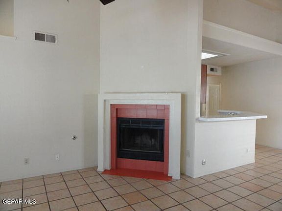 3rd image of 7785 Waterhouse Dr