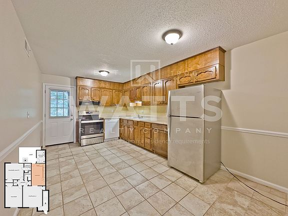3rd image of 3229 Westbrook Dr APT 201