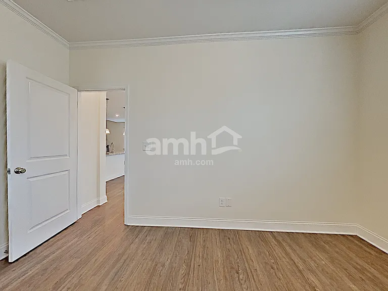 125 Hamilton Park Dr — Photo 16