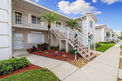 6900 Dennis Cir #J-205 Photo 1