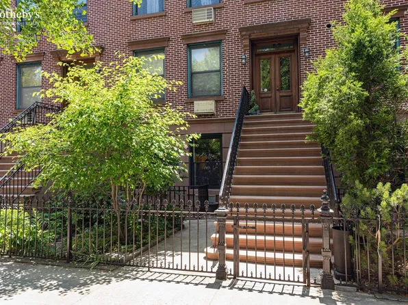 464 Warren Street image 1 of 2