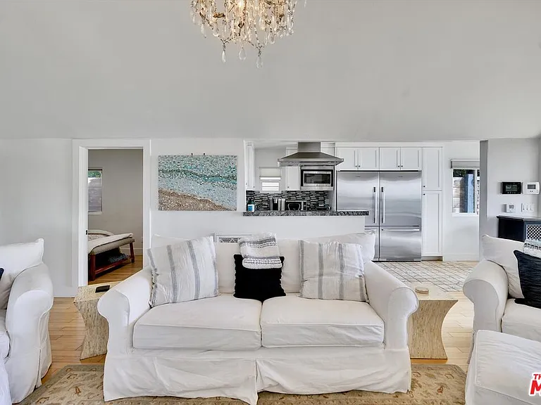 3966 Las Flores Canyon Rd — Photo 27
