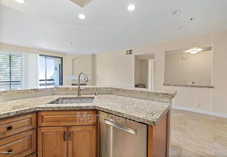 5895 Friars Rd #5211 — Photo 11