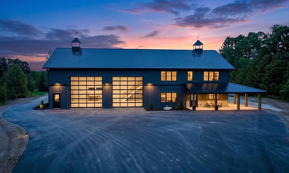1st image of 10434 Country Ln