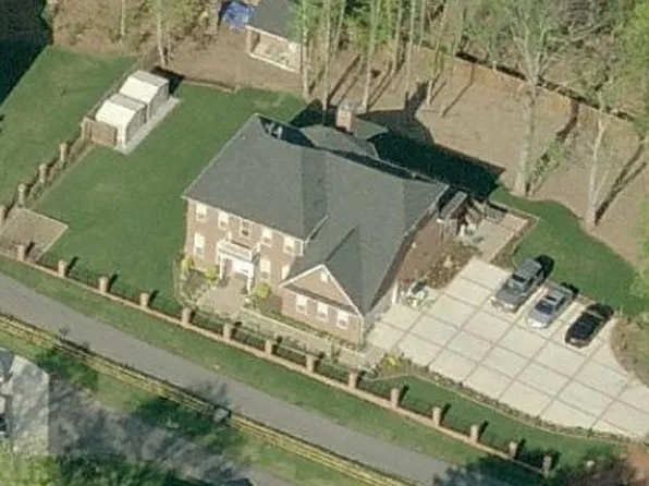 6385 Good Luck Rd, Riverdale, MD 20737