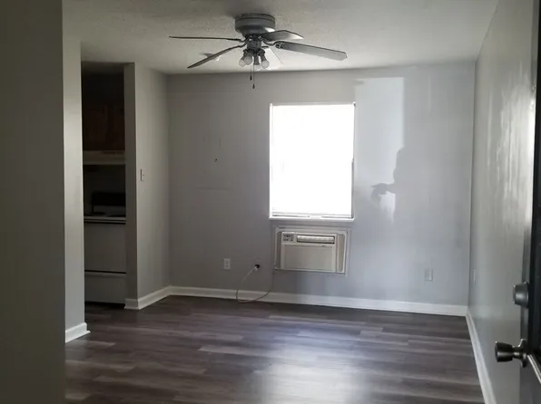 Newly remodeled 1 bed 1 bath