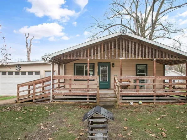 57924 18th St, Elkhart, IN 46517