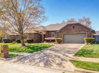 2309 S Nolting Ave, Springfield, MO 65807