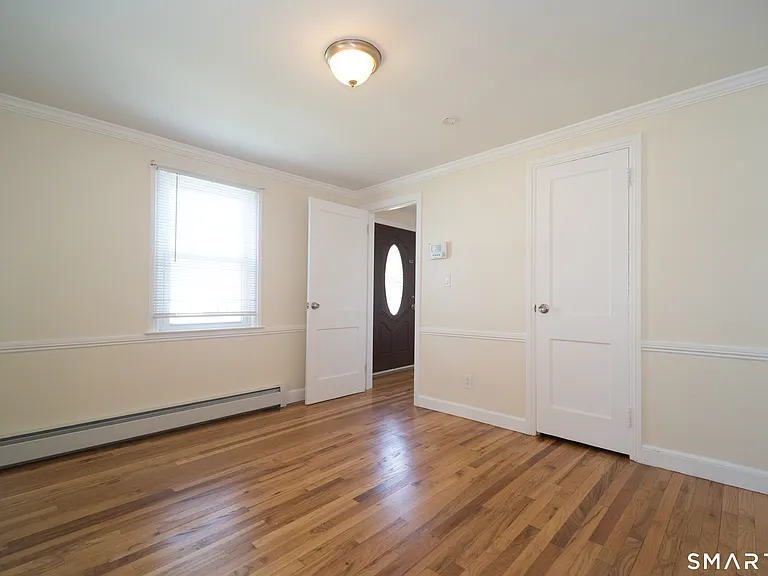 113 Clark St — Photo 8