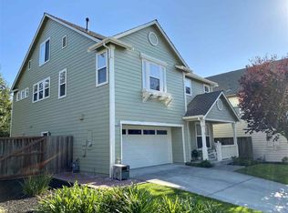 136 Camden Ln, Hercules, CA 94547