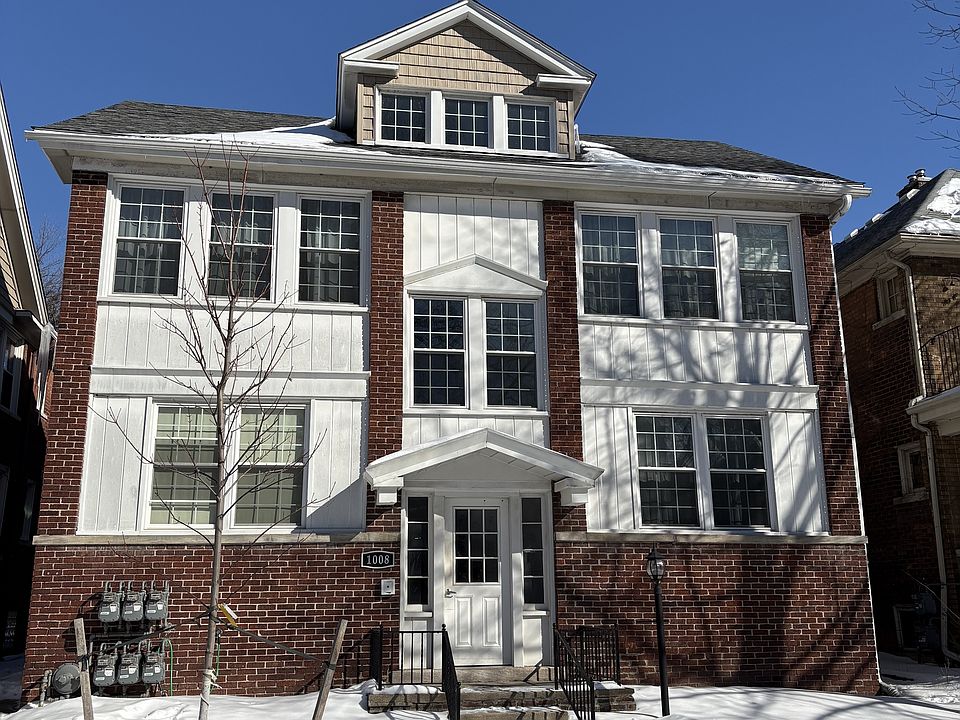 1st image of 1008-1010 Beaconsfield Ave