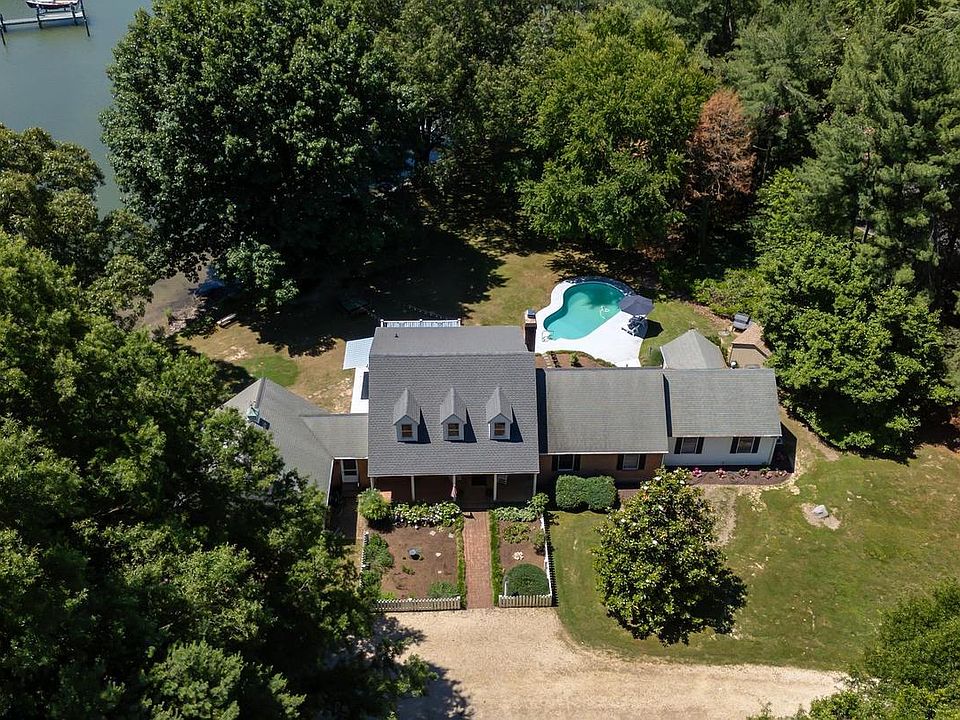 1st image of 7272 Waverly Island Rd