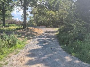 4 Newton Ln, Crossville, TN 38572