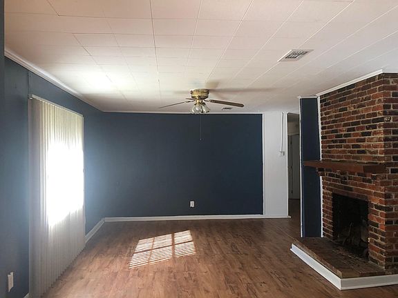 2nd image of 171 Bishop Dr