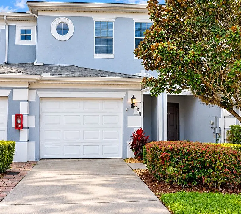10730 Savannah Wood Ct #11