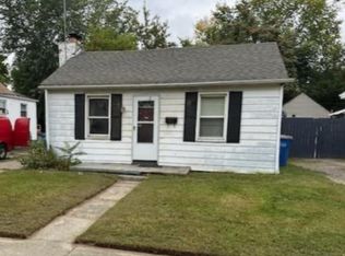 8677 Maxwell Ave, Warren, MI 48089