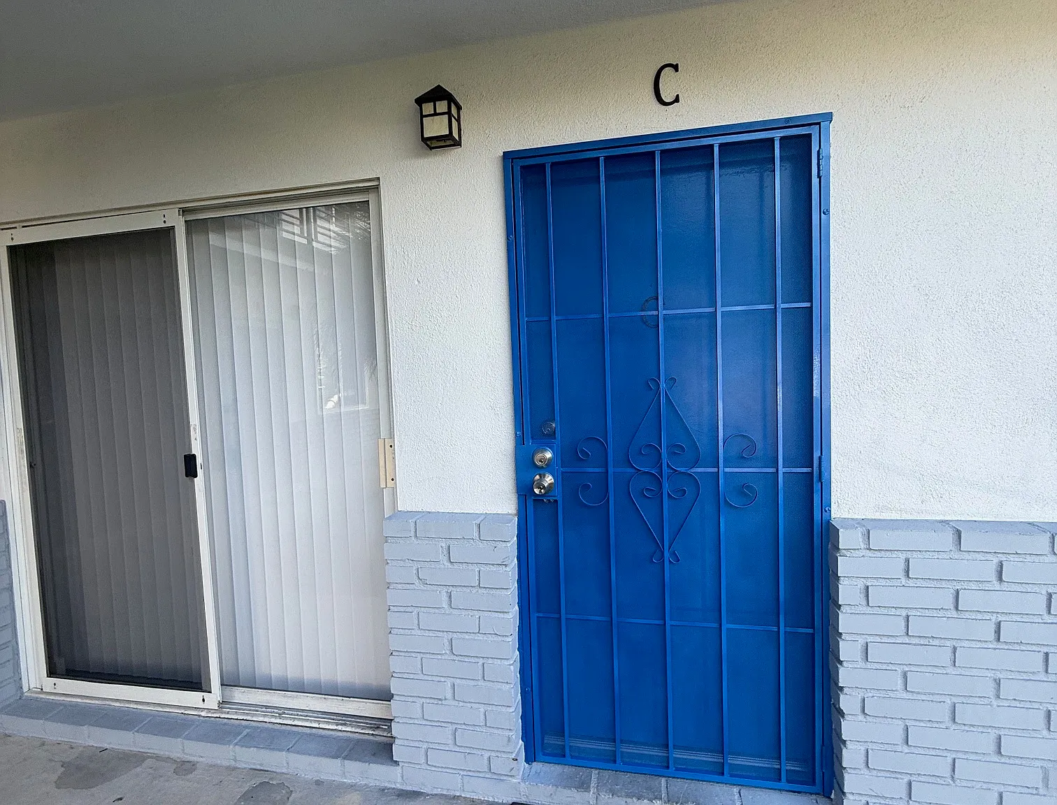 1 bed, 750 sqft, $2,400 — Photo 1