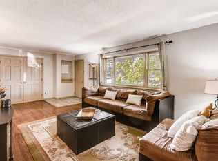 4225 Lacey Rd, Downers Grove, IL 60515