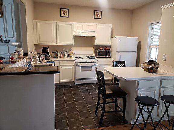 3rd image of 4645 Valais Ct Unit 50