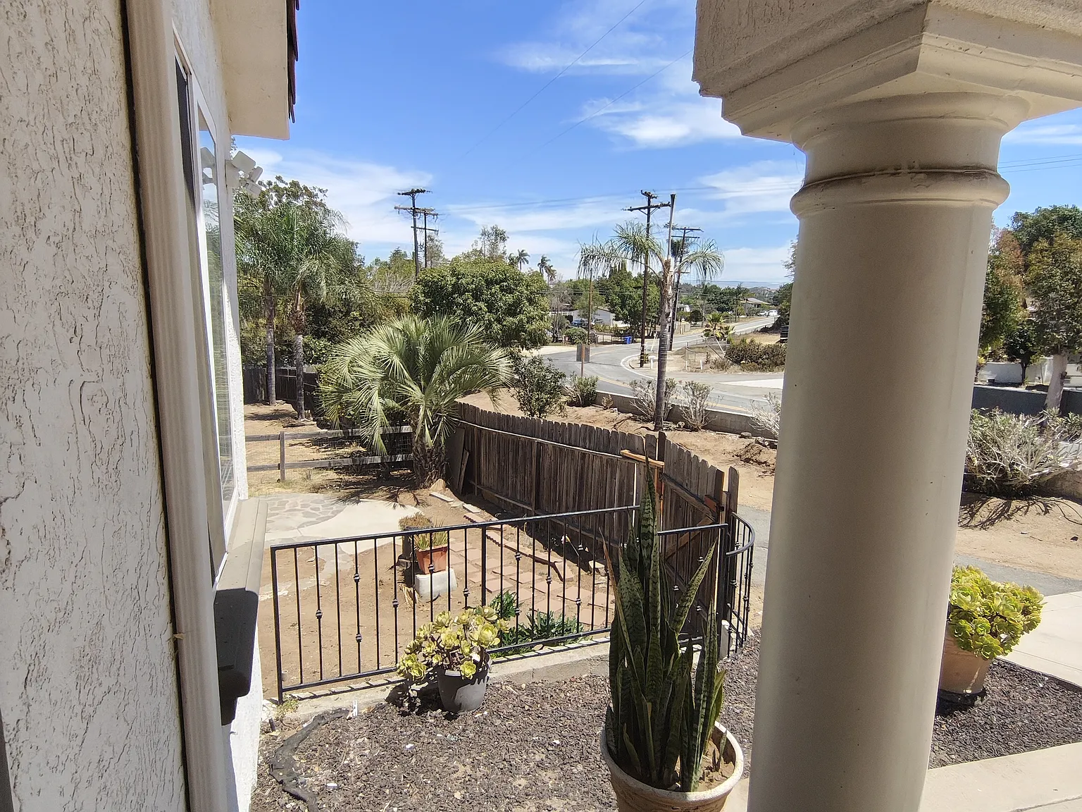 3 bed, 2.5 bath, 2104 sqft, $4,600 — Photo 4