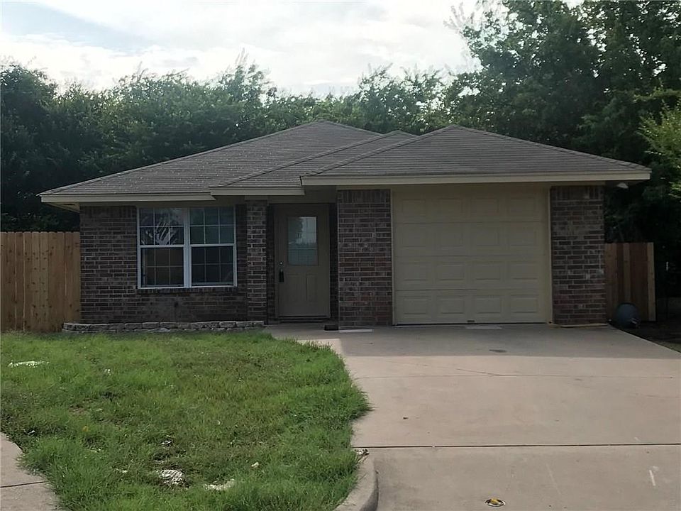 1st image of 115 Melynn Ct