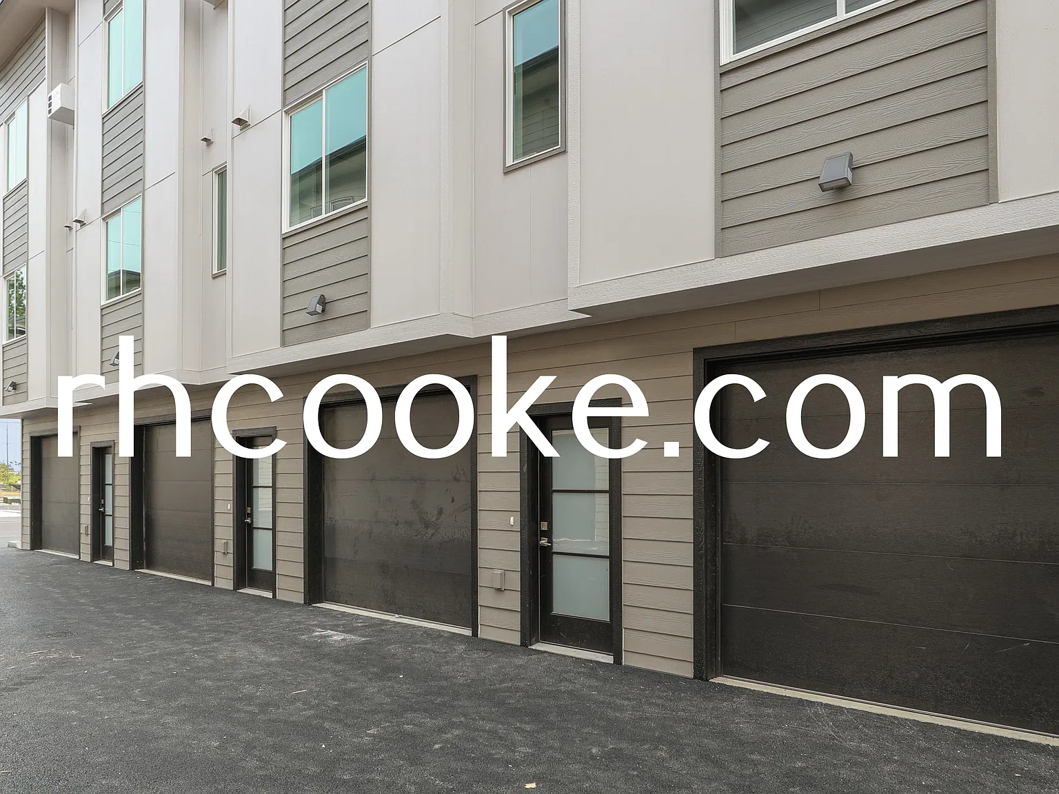 2 bed, 2.5 bath, 1497 sqft, $1,750 — Photo 3