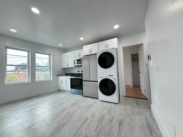 114-60 Merrick Blvd #2P