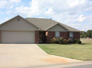 2180 Spring Valley Dr, Conway, AR 72034