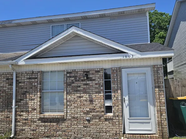 1803 Pointed Leaf Ln, Fort Walton Beach, FL 32547