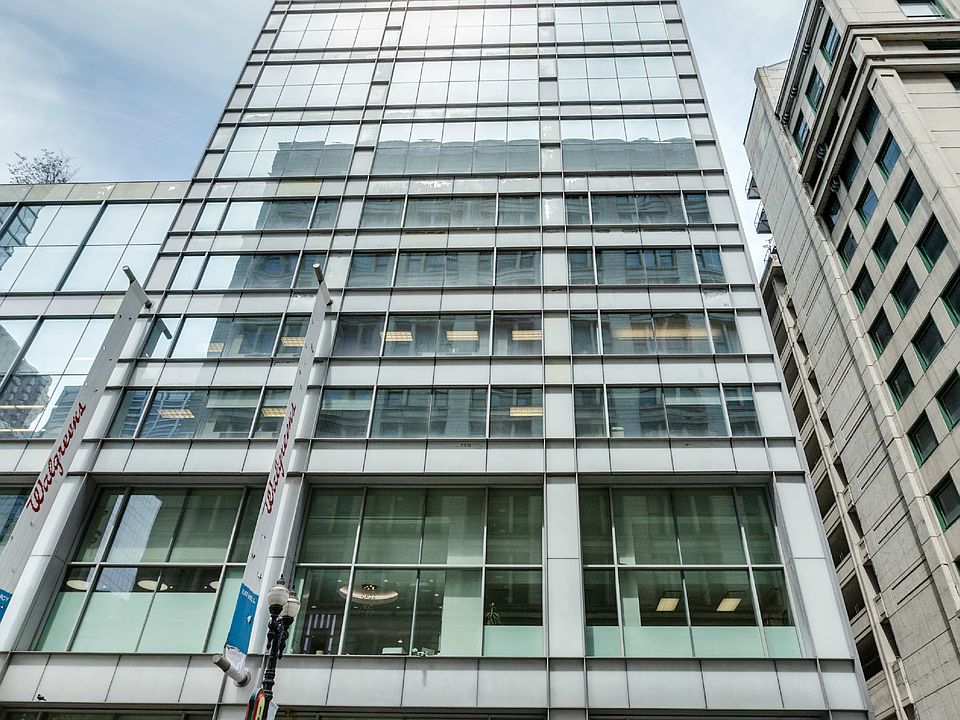 1st image of 8 E Randolph St Unit 2102