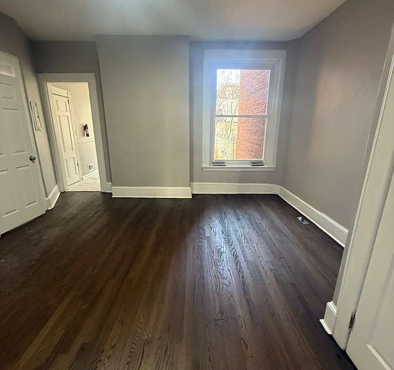 1st image of 47 Roseville Ave #1