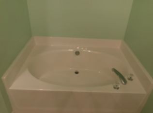 2224 Winthrop Chase Dr, Charlotte, NC 28212