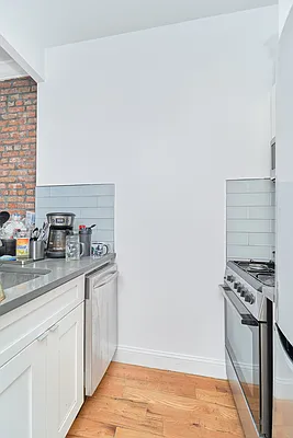 Rented by Living New York | media 10