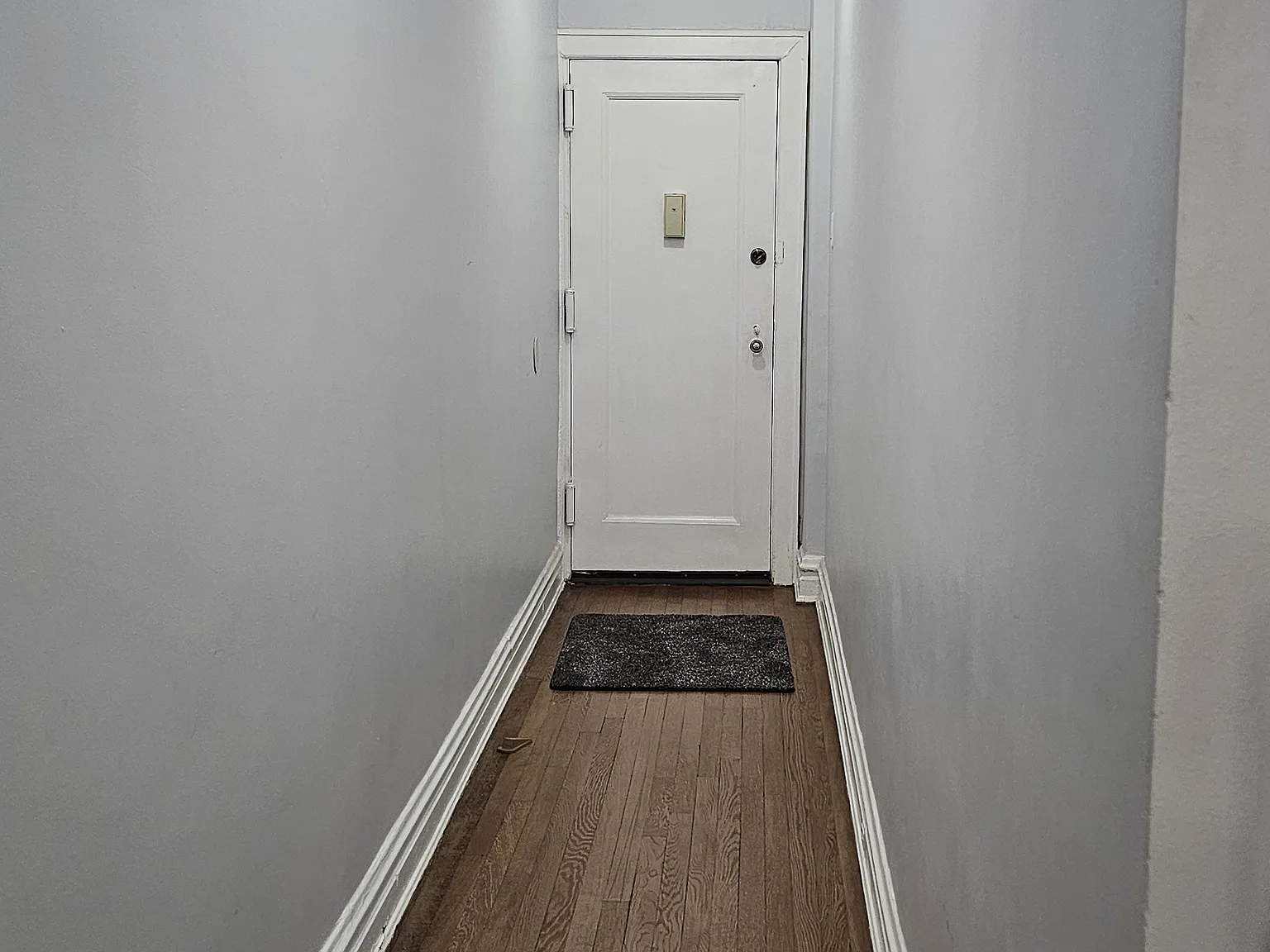 3 bed, 1600 sqft, $4,500 — Photo 4