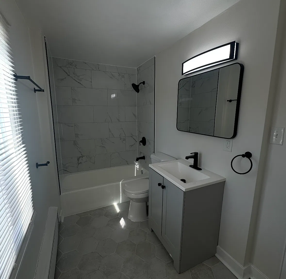 Studio, 550 sqft, $1,095 — Photo 1