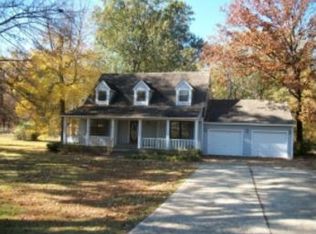 2125 Oak Ridge Dr, West Point, MS 39773