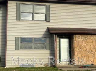 205 Fairway Gdns, Hurricane, WV 25526