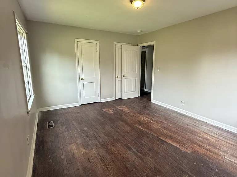 1744 Lincoln Pl SW — Photo 17