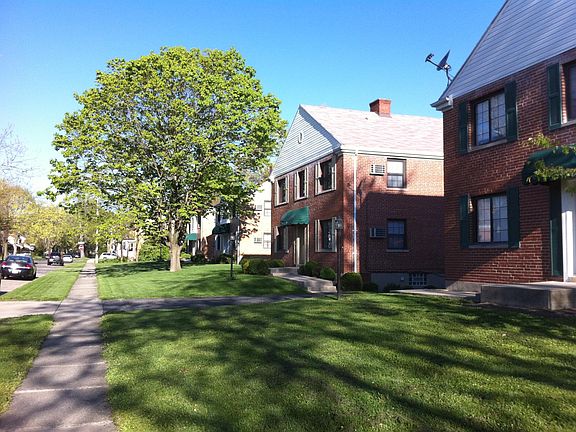 4th image of 533 Corona Ave #B