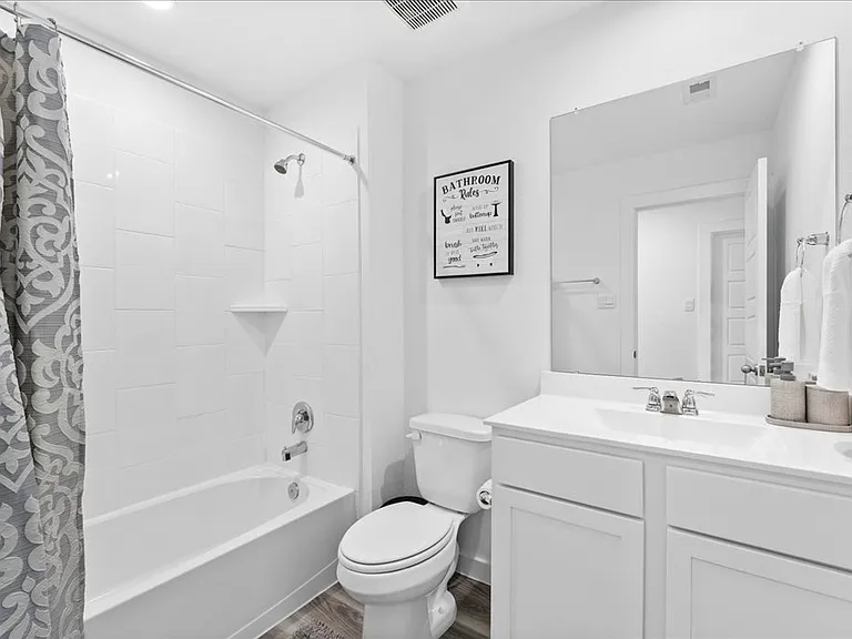 bathroom3