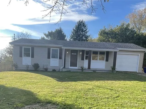 313 Linwood Dr, Evans City, PA 16033