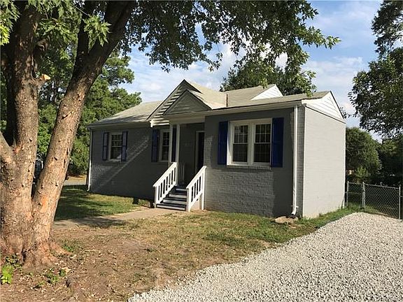 2nd image of 107 Trafton St