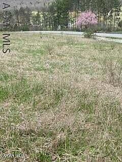 1st image of 48 Clearview Dr