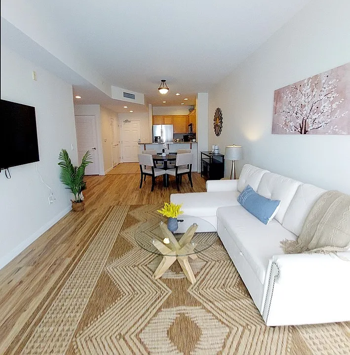 450 J St #7191