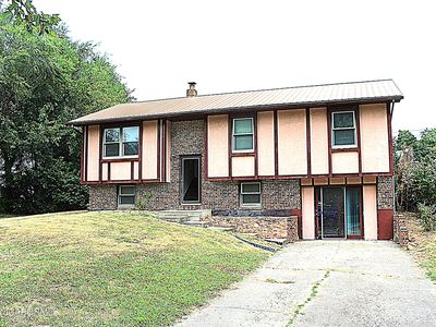 211 Cardinal Ln, Tipton, MO, 65081