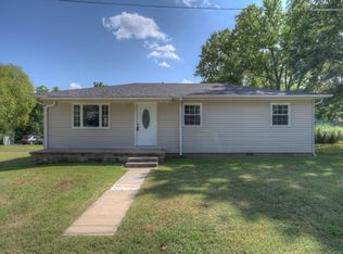 705 E 18th St, Baxter Springs, KS 66713