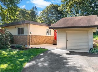 200 Elfinwild Rd, Allison Park, PA 15101