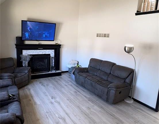 5th image of 2205 NE Maybrook Dr