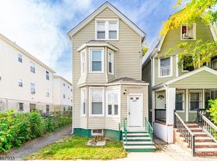 283 S 18th St, Newark City, NJ 07103