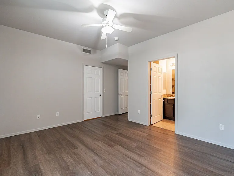 The Compound — Photo 17
